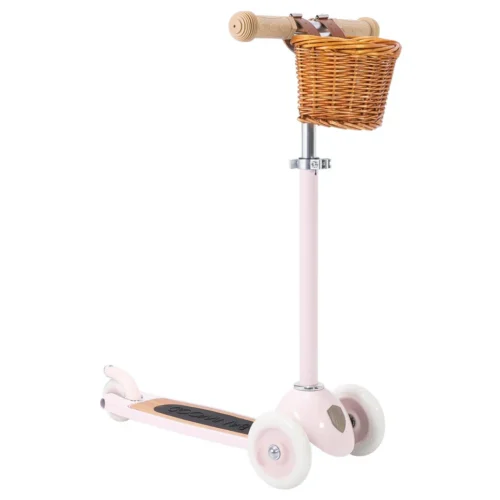 Monopattino disponibile in diversi colori